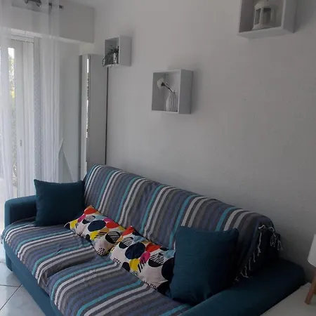 Charming Apartment With Terrace In Cap D'Adge Apartment